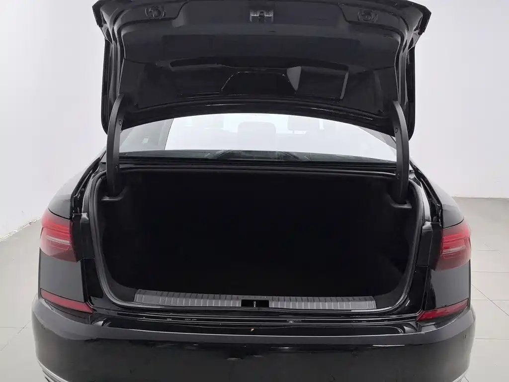 Фото 16 - Volkswagen Passat