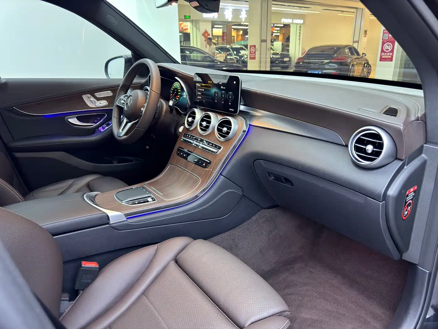 Mercedes-Benz GLC 2020 Facelift GLC 300 L 4MATIC Luxury фото 11