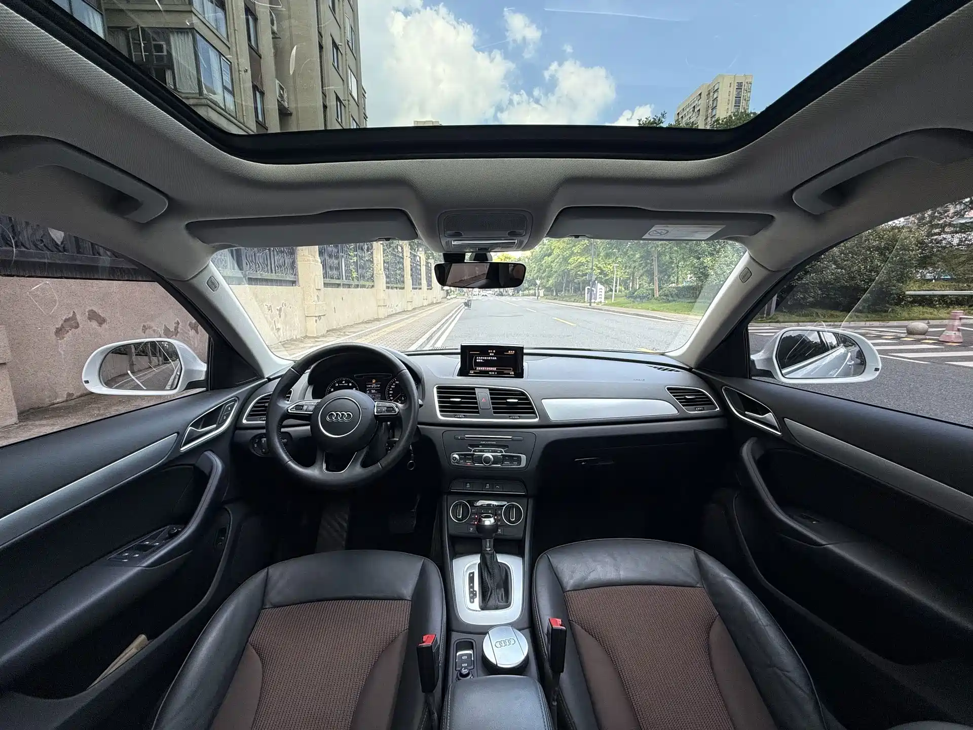 Photo 15 - Audi Q3