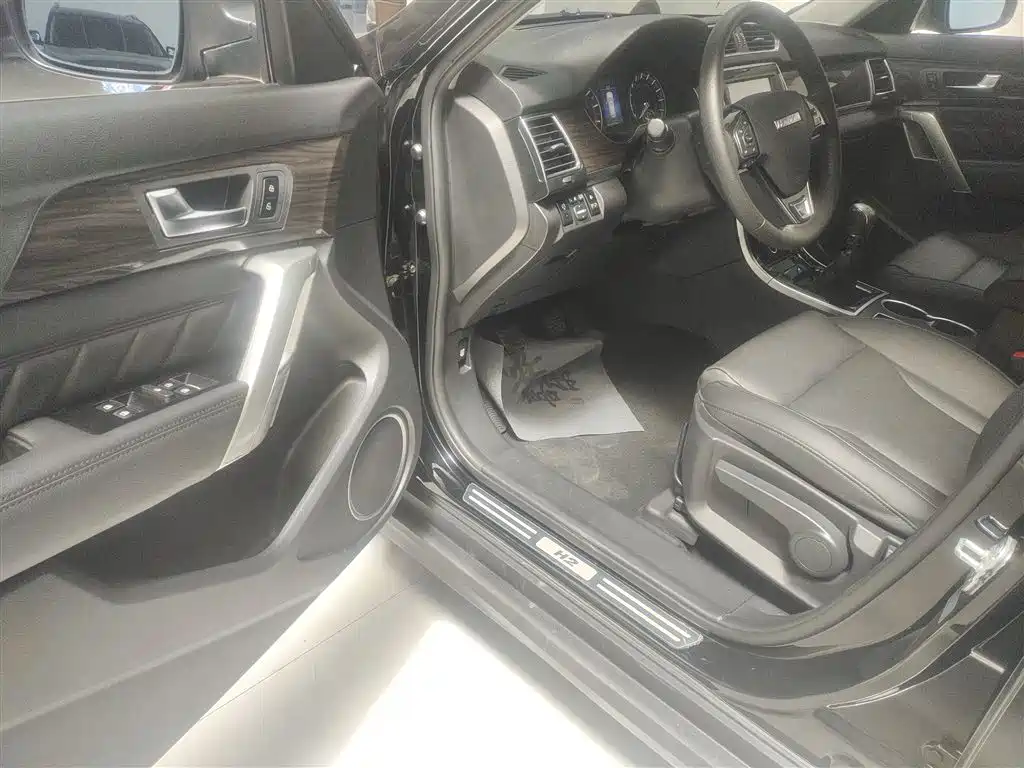 Haval H2 2016 Red Label 1.5T Manual 2WD Luxury фото 16