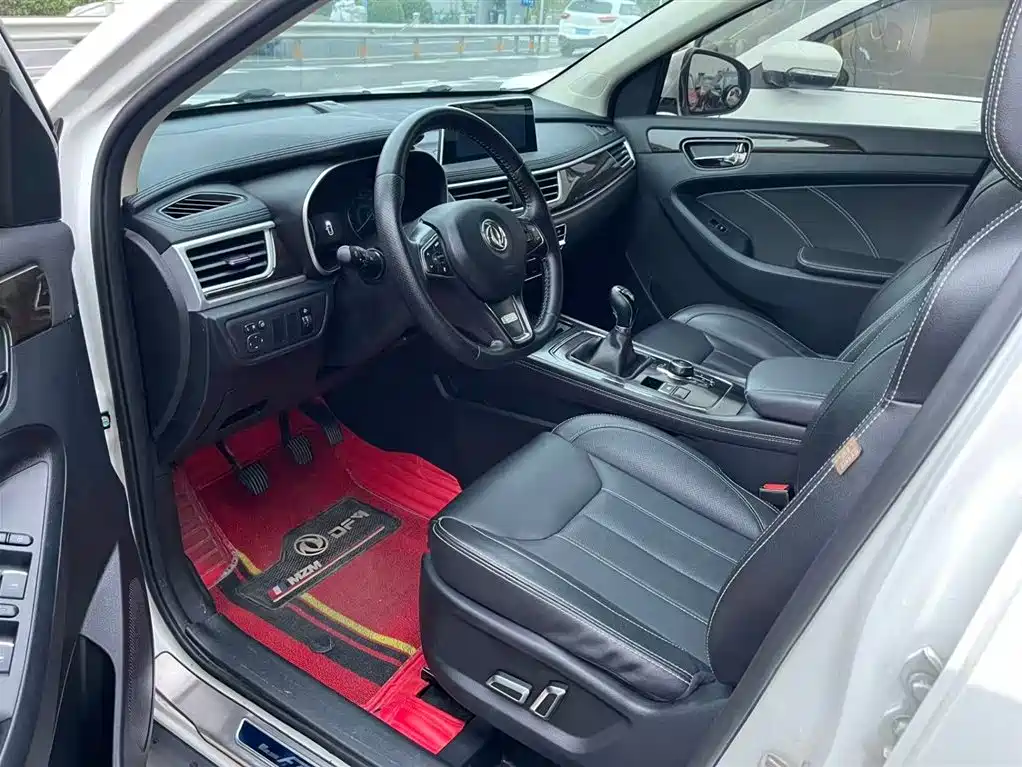 Dongfeng Fengguang Fengguang 580 2019 2020 1.5T Manual Luxury