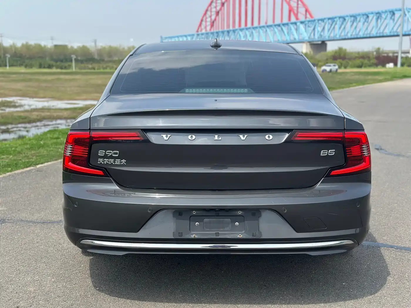 Фото 19 - Volvo S90