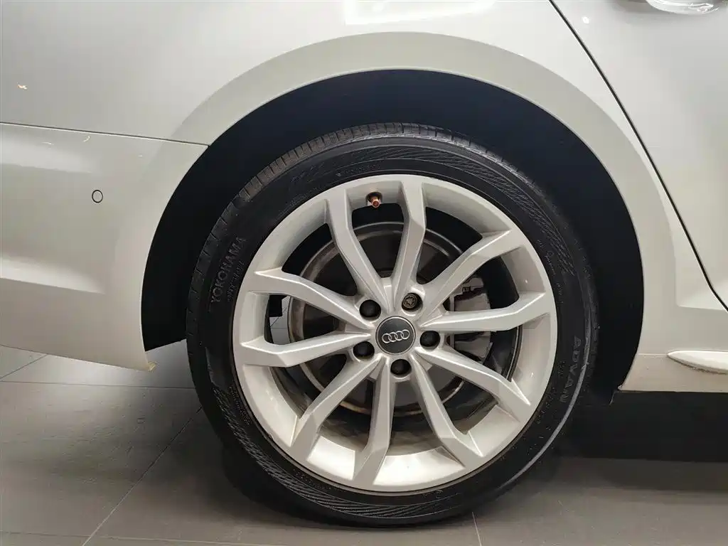 Audi A4L 2019 40 TFSI Fashion (China VI) фото 26