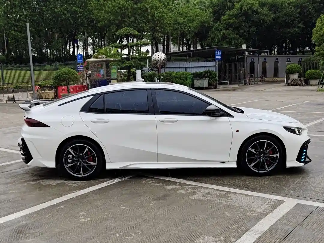 GAC Trumpchi Trumpchi Emkoo 2024 Model 270T DCT Shadow Leopard R-Style Edition фото 3