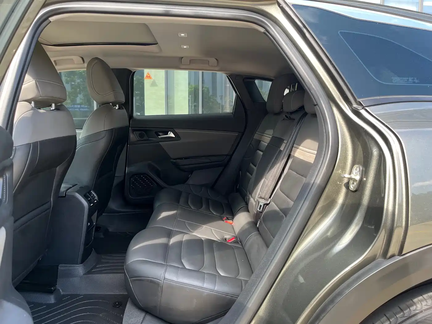 Citroën Versailles C5 X 2023 2022 1.6T Enjoy Extraordinary Tiger Year Opening Edition