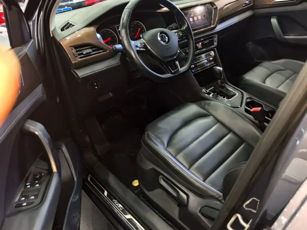 VOLKSWAGEN TUYUE