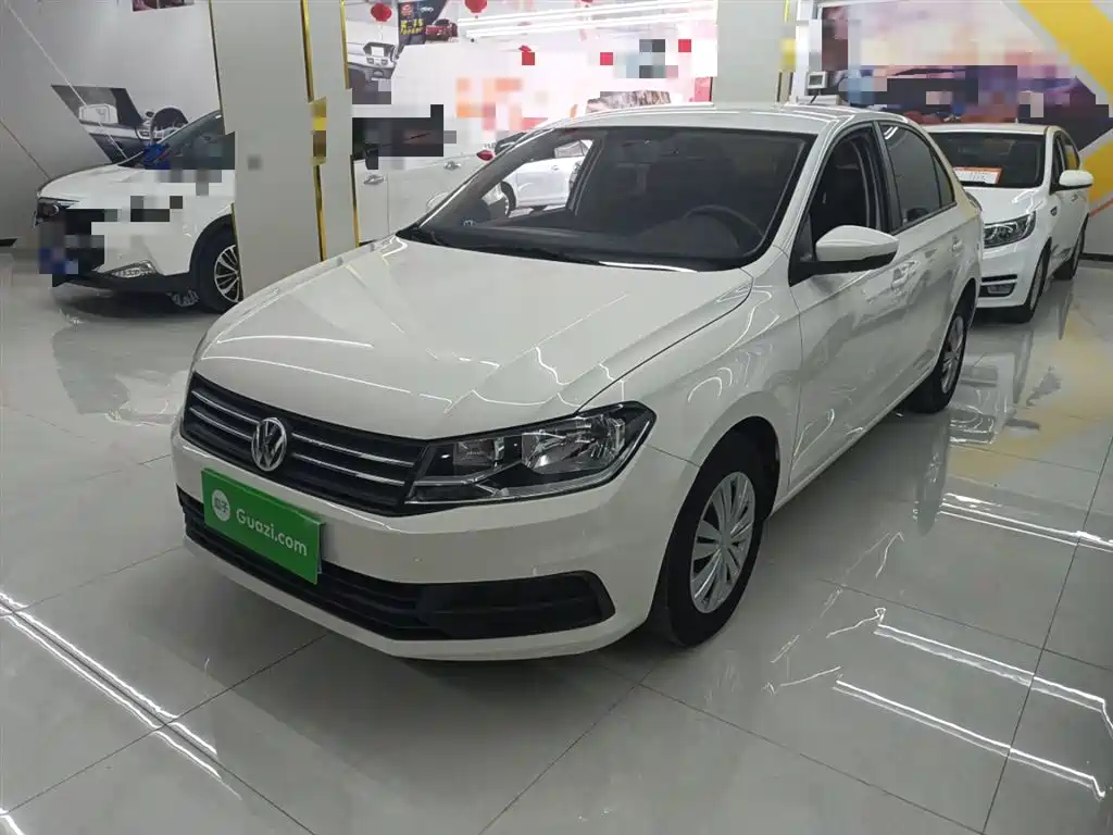 VOLKSWAGEN SANTANA