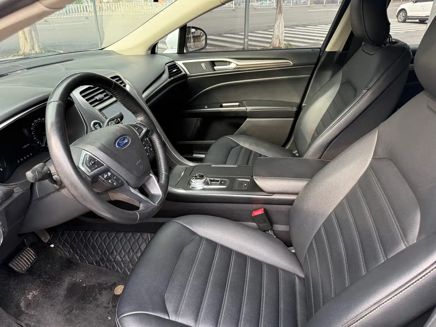 FORD MONDEO