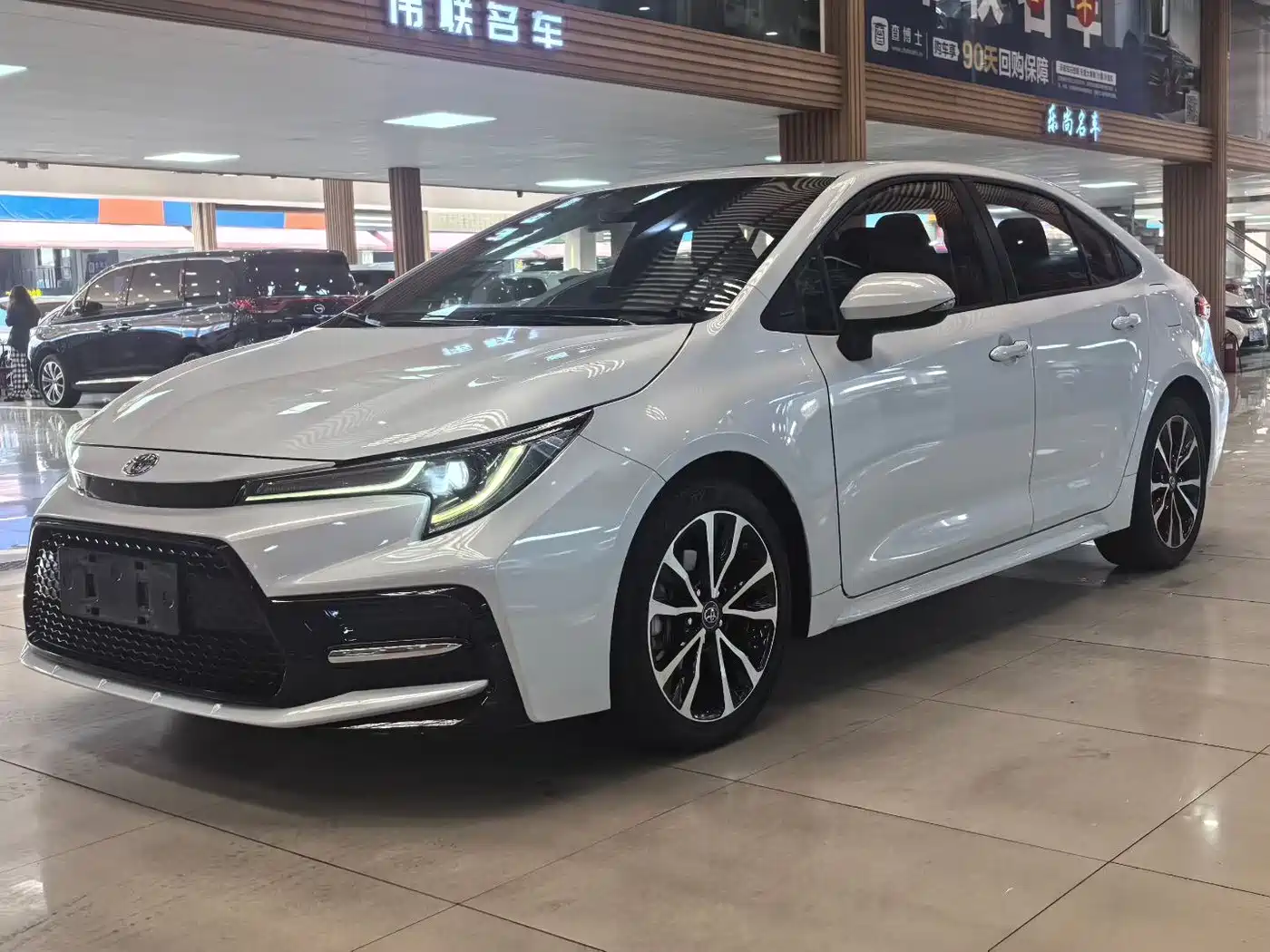 Toyota Levin 2022 185T CVT Sport Edition фото 2