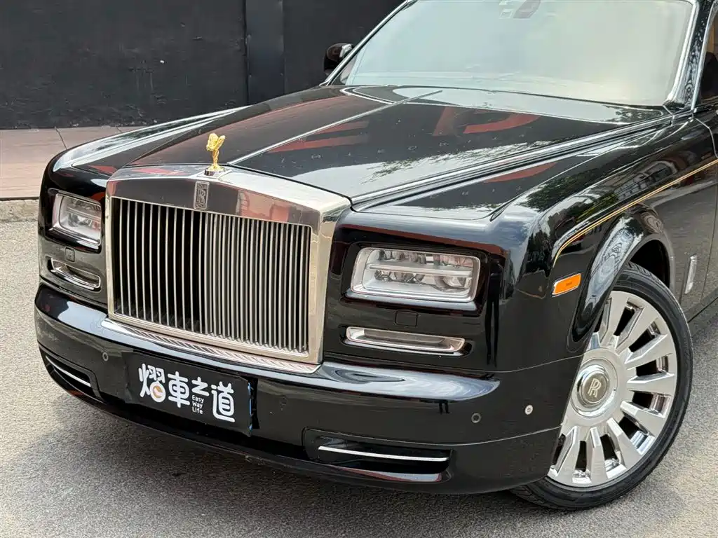 Rolls-Royce Phantom 2012 2013 6.7L Standard