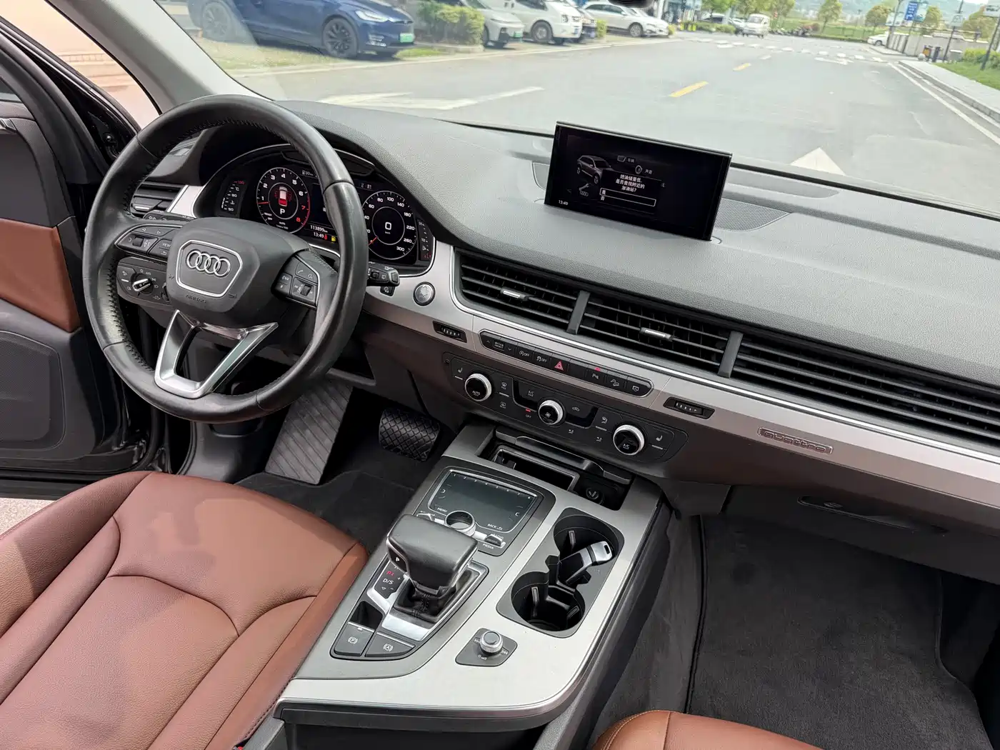 Audi Q7 2018 45 TFSI Technology фото 23