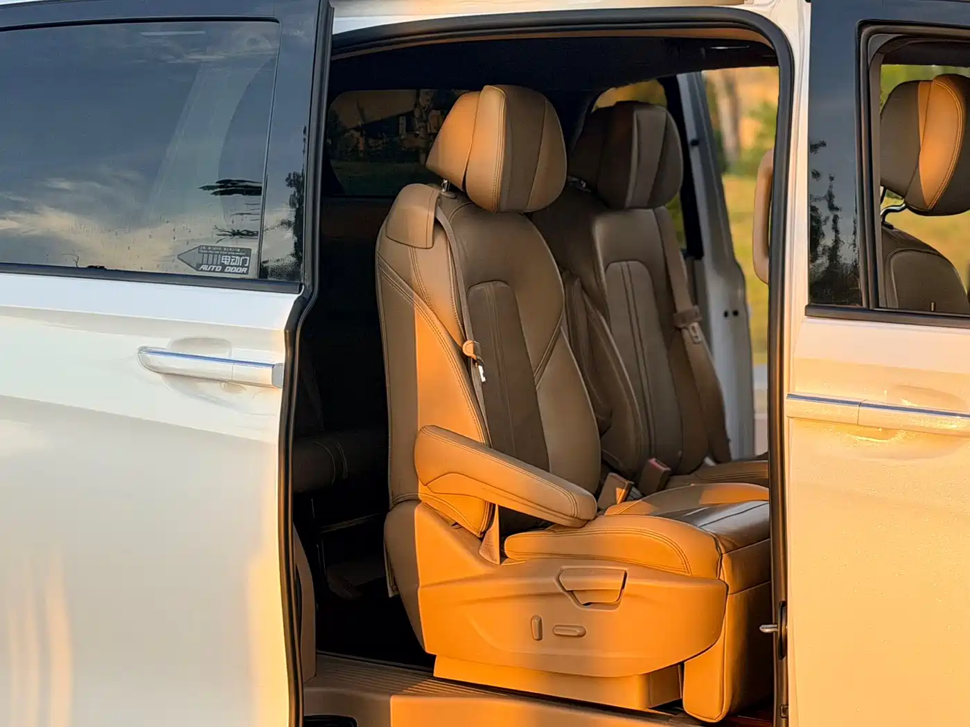 Buick GL8 2017 ES 28T Luxury China V фото 14