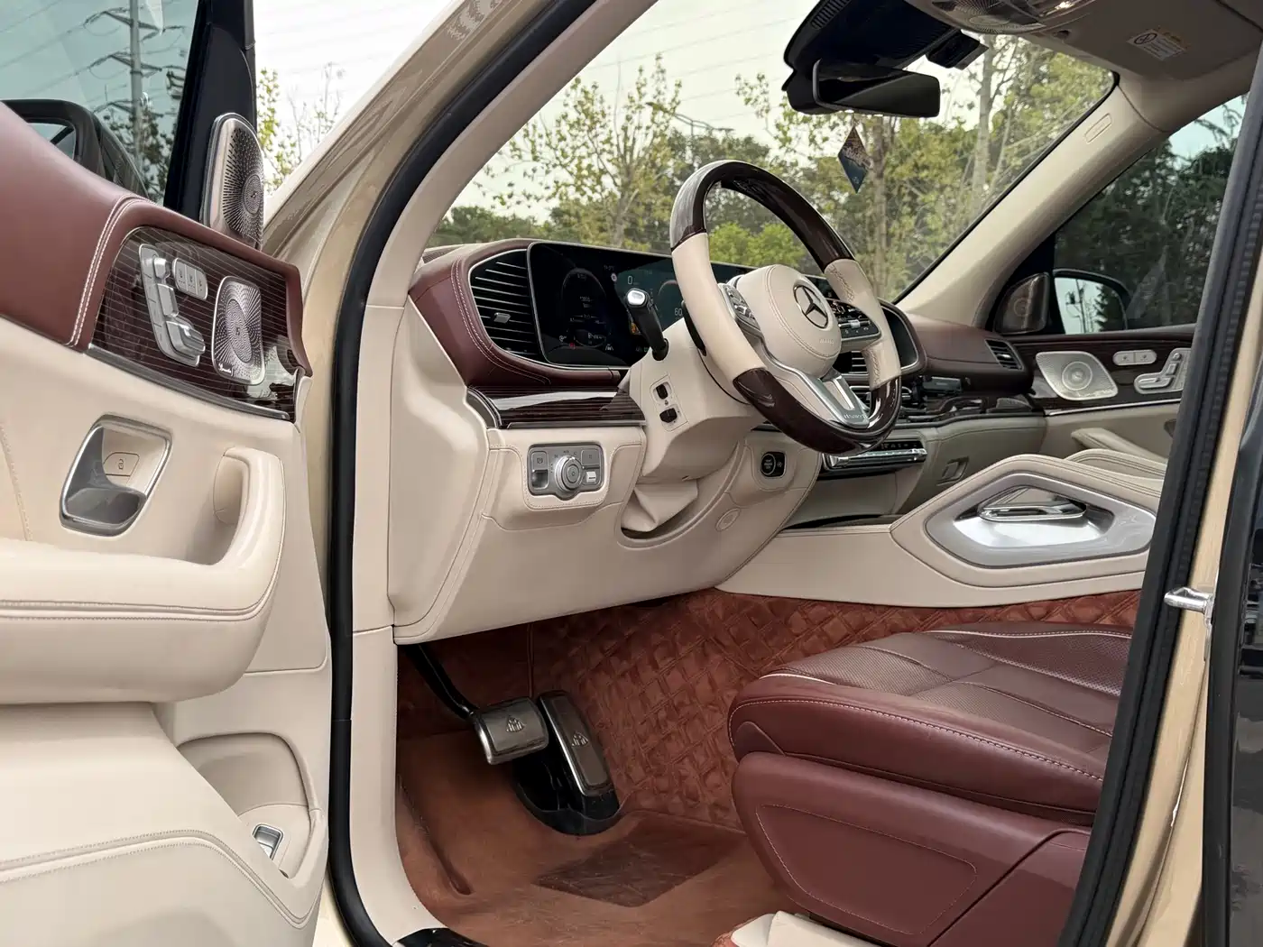 MERCEDES-BENZ MAYBACH GLS