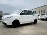 Photo 2 - Wuling Motors Wuling Hongguang New Energy