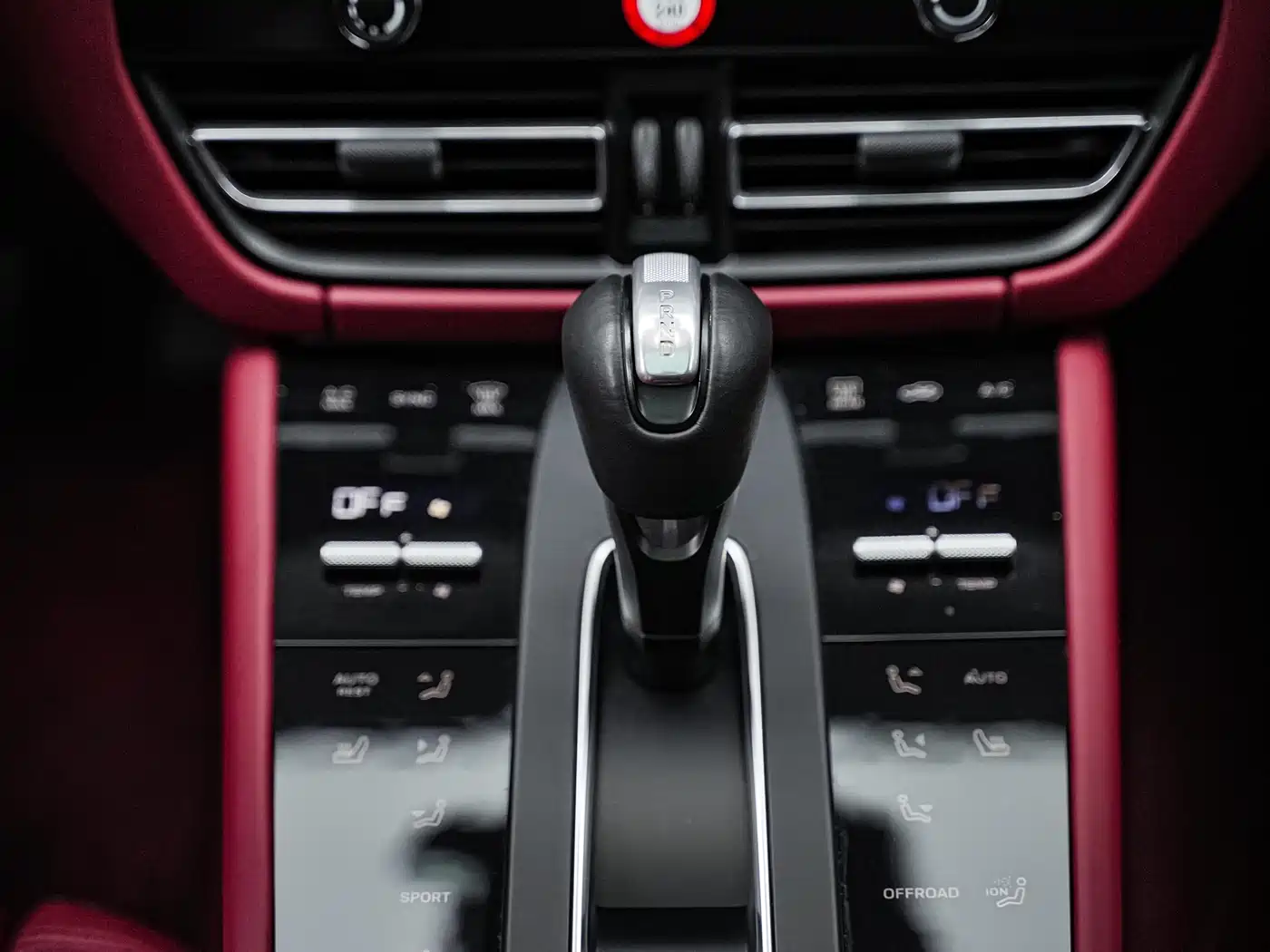 Porsche Macan 2024 Macan 2.0T фото 19