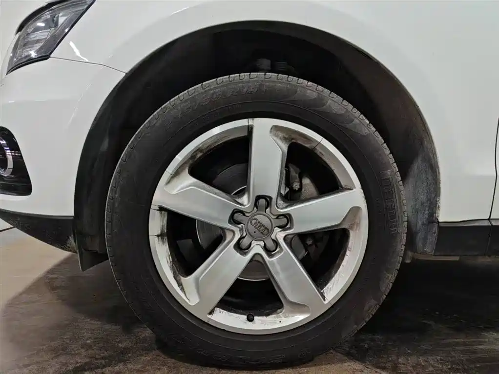 Audi Q5 2016 40 TFSI Technology Model фото 15