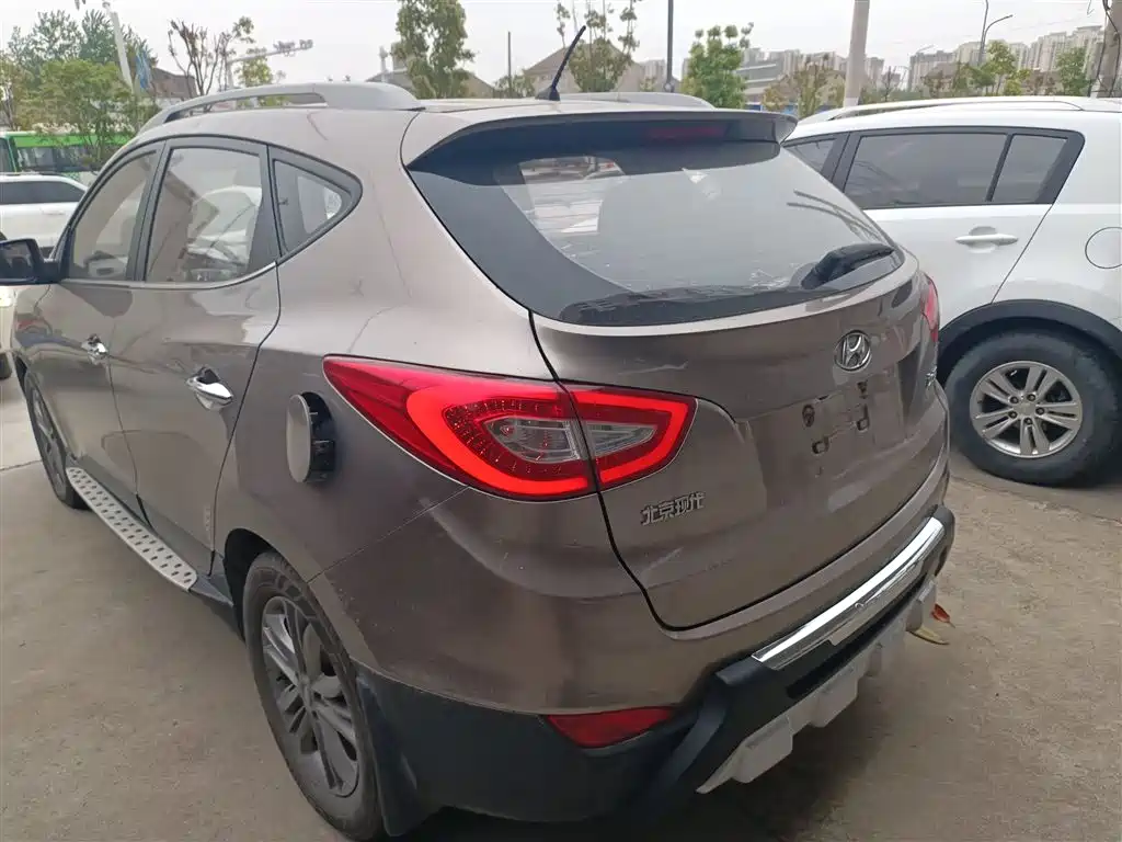 Hyundai Beijing Hyundai ix35 2015 2.0L Automatic 2WD Smart Type China IV фото 5