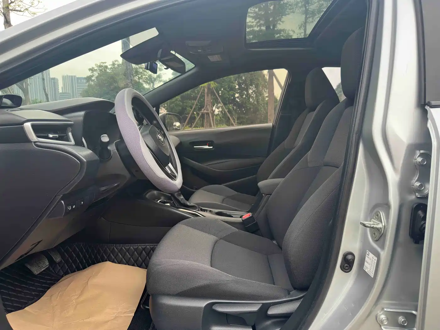 Toyota Levin 2019 185T CVT Luxury Edition China V фото 4