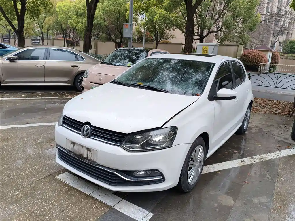 Volkswagen Polo 2018 1.5L Auto Comfort фото 2