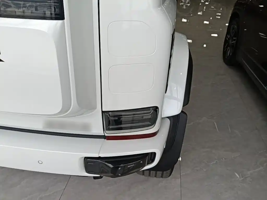 Фото 8 - iCAR V23