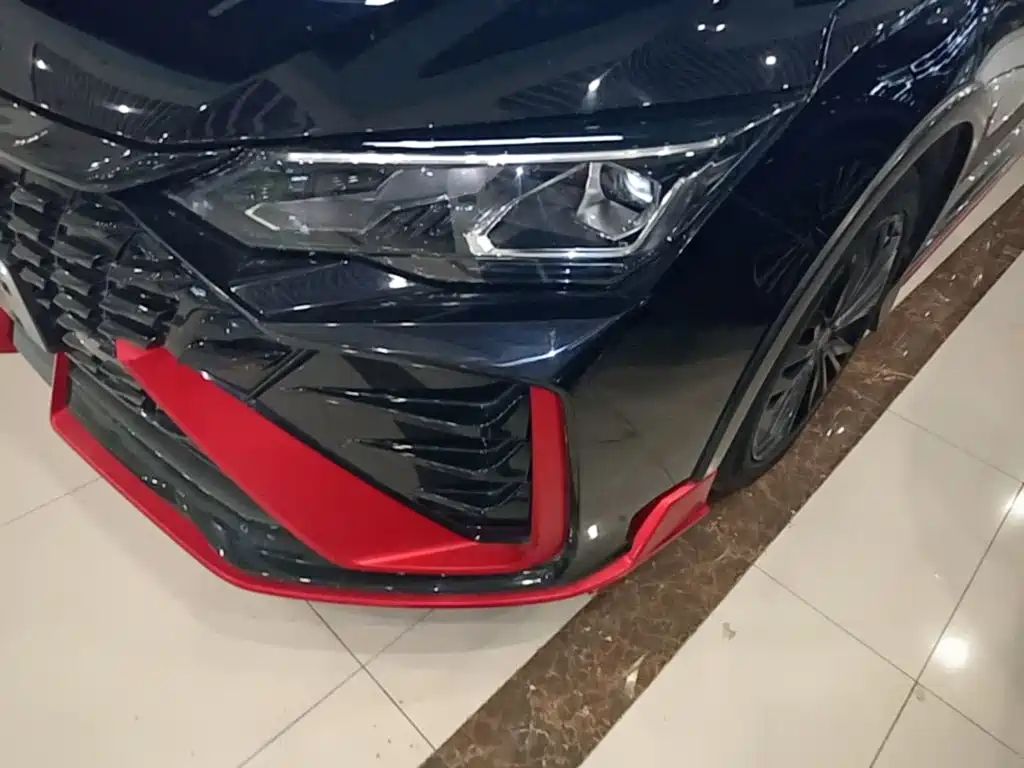 Dongfeng Aeolus Yixuan MAX 2022 2021 1.5T Dark Night Edge