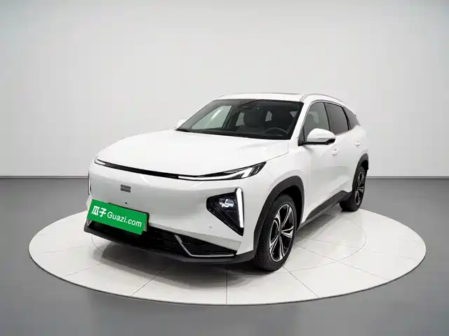 Geely Galaxy Galaxy L7 2025 EM-i 115km Explorer+ Edition