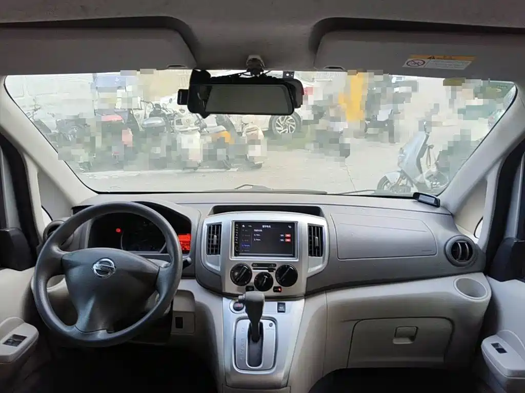 Nissan NV200 2018 2018 1.6L CVT Premium