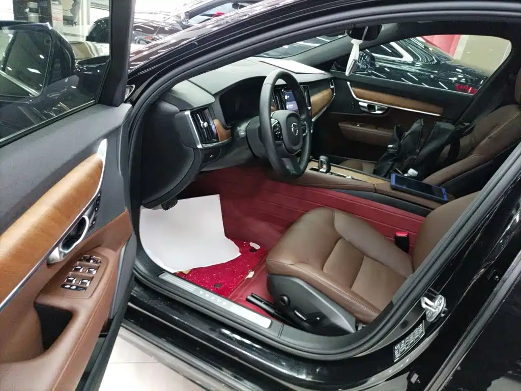 Volvo S90 2025 2025 B5 Zhiyi Luxury Edition