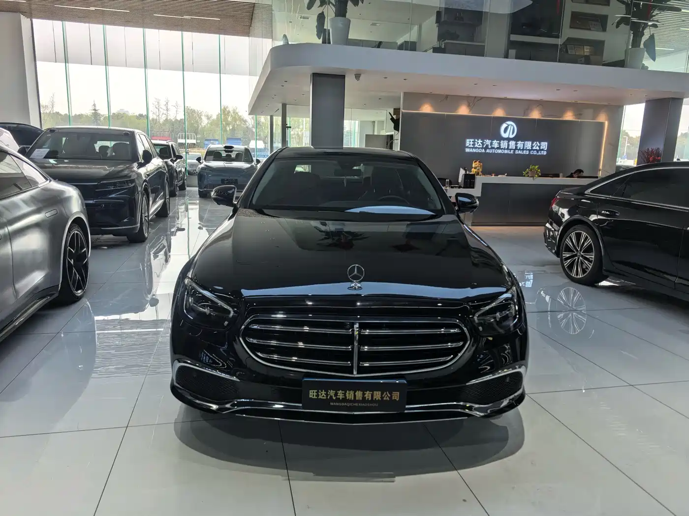 MERCEDES-BENZ E CLASS