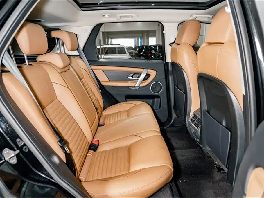 Land Rover Discovery Sport 2024 Luxury Custom Edition фото 22