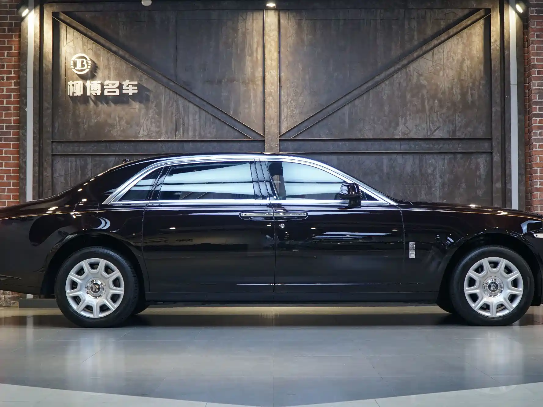 Фото 23 - Rolls-Royce Ghost