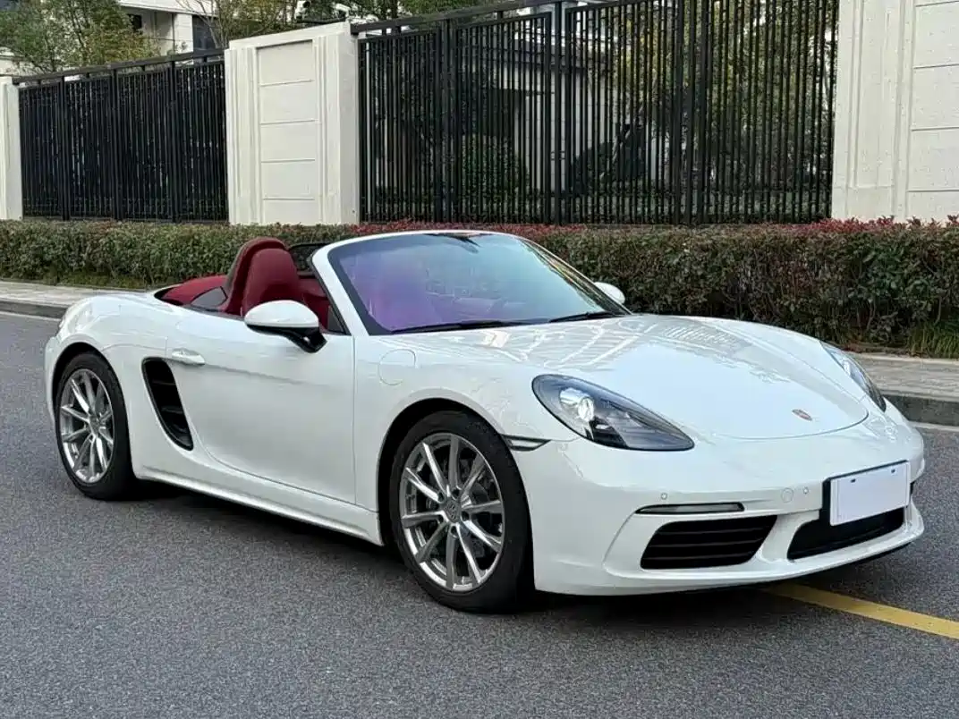 Porsche 718 2016 Boxster 2.0T фото 2