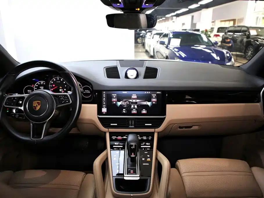 Porsche Cayenne 2018 Cayenne 3.0T фото 9