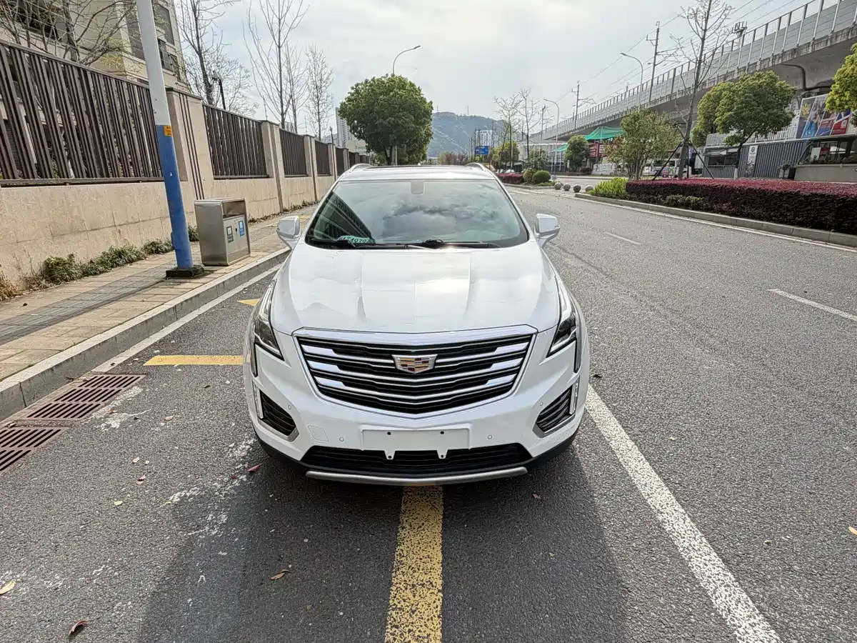 Cadillac XT5 2016 28T AWD Luxury Model фото 24