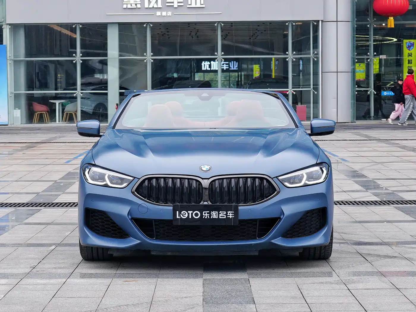 Фото 2 - BMW 8 Series