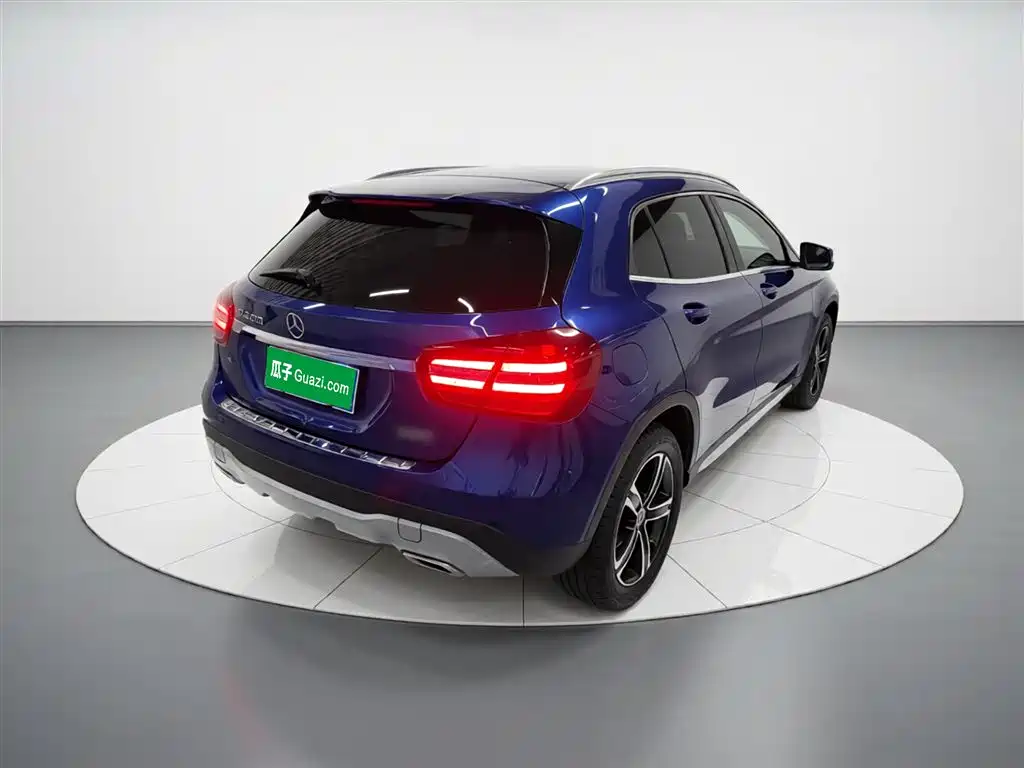 Mercedes-Benz GLA 2018 GLA 200 Fashion фото 7