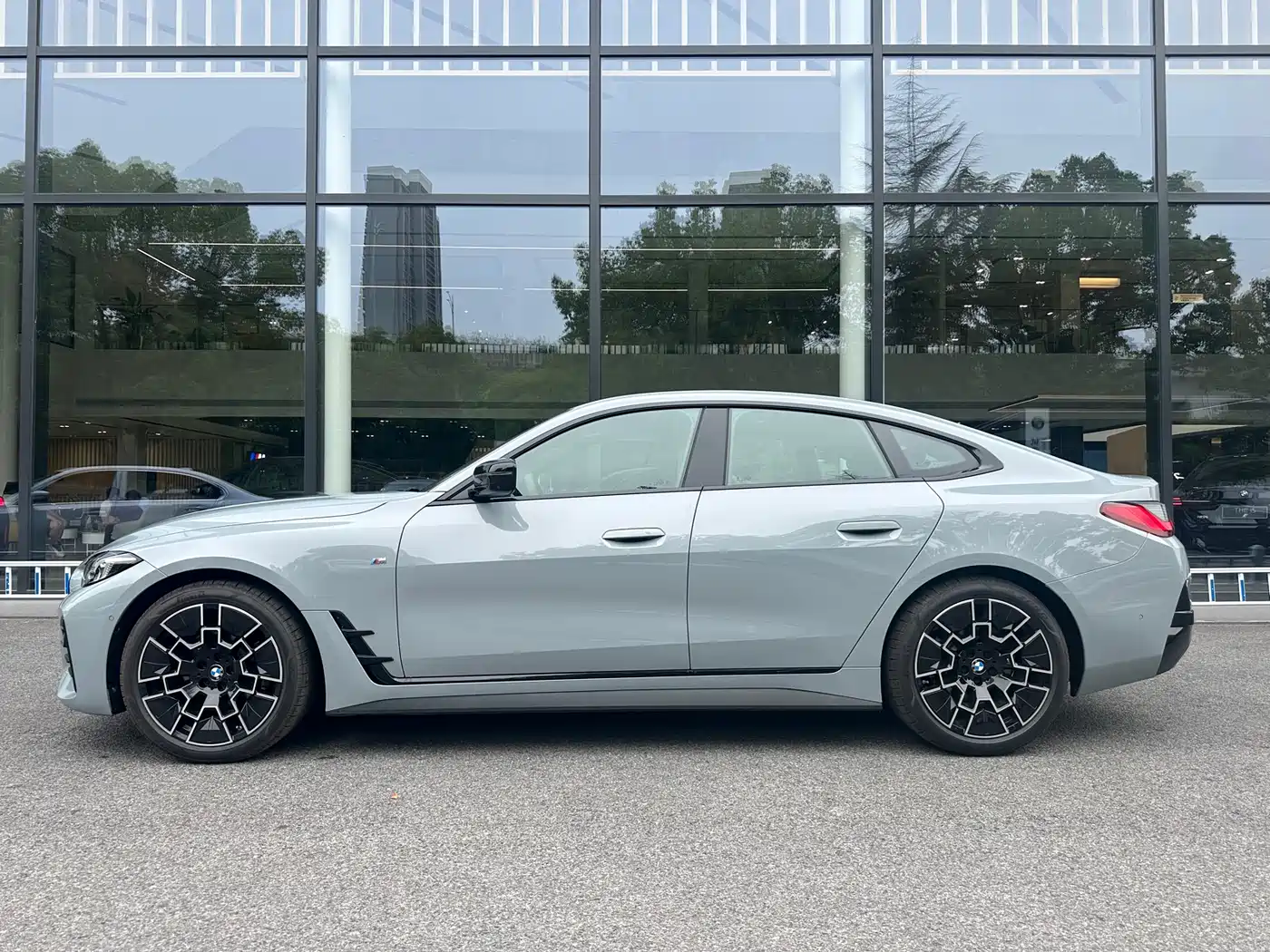 BMW 4-SERIES