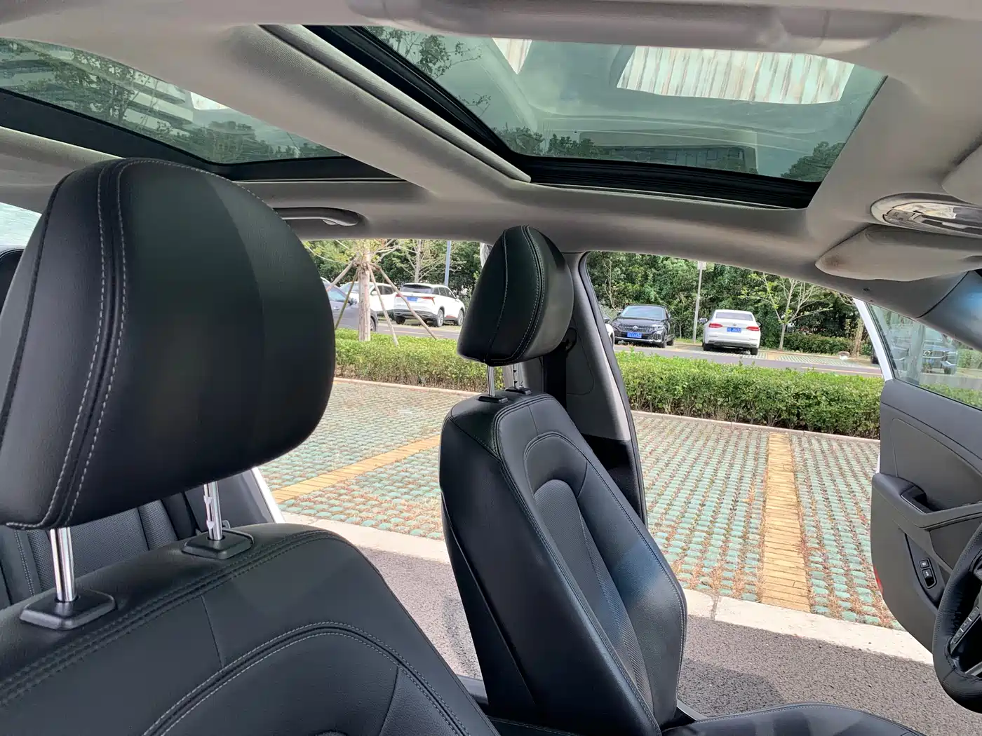 Kia K5 2012 2.0L Automatic DLX-2 фото 10