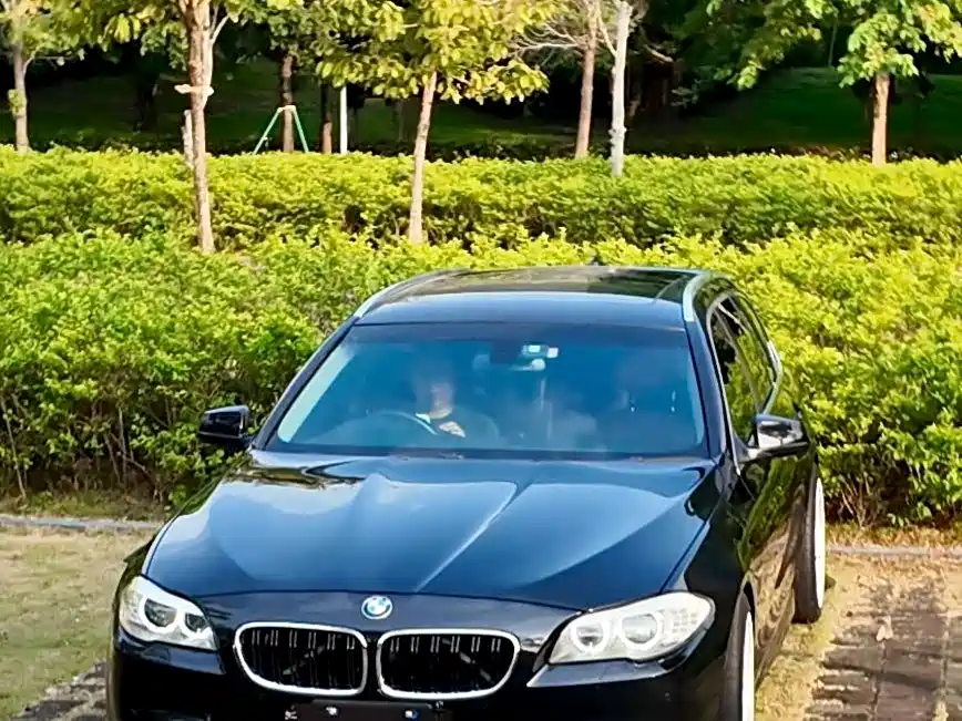 BMW 5 Series (Import) 2012 2012 530i Leading Touring Edition