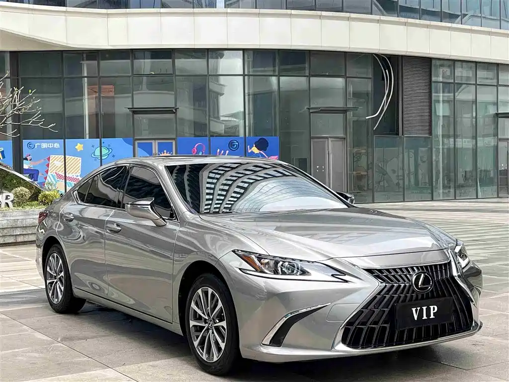 Lexus ES 2023 200 Excellence Edition фото 3