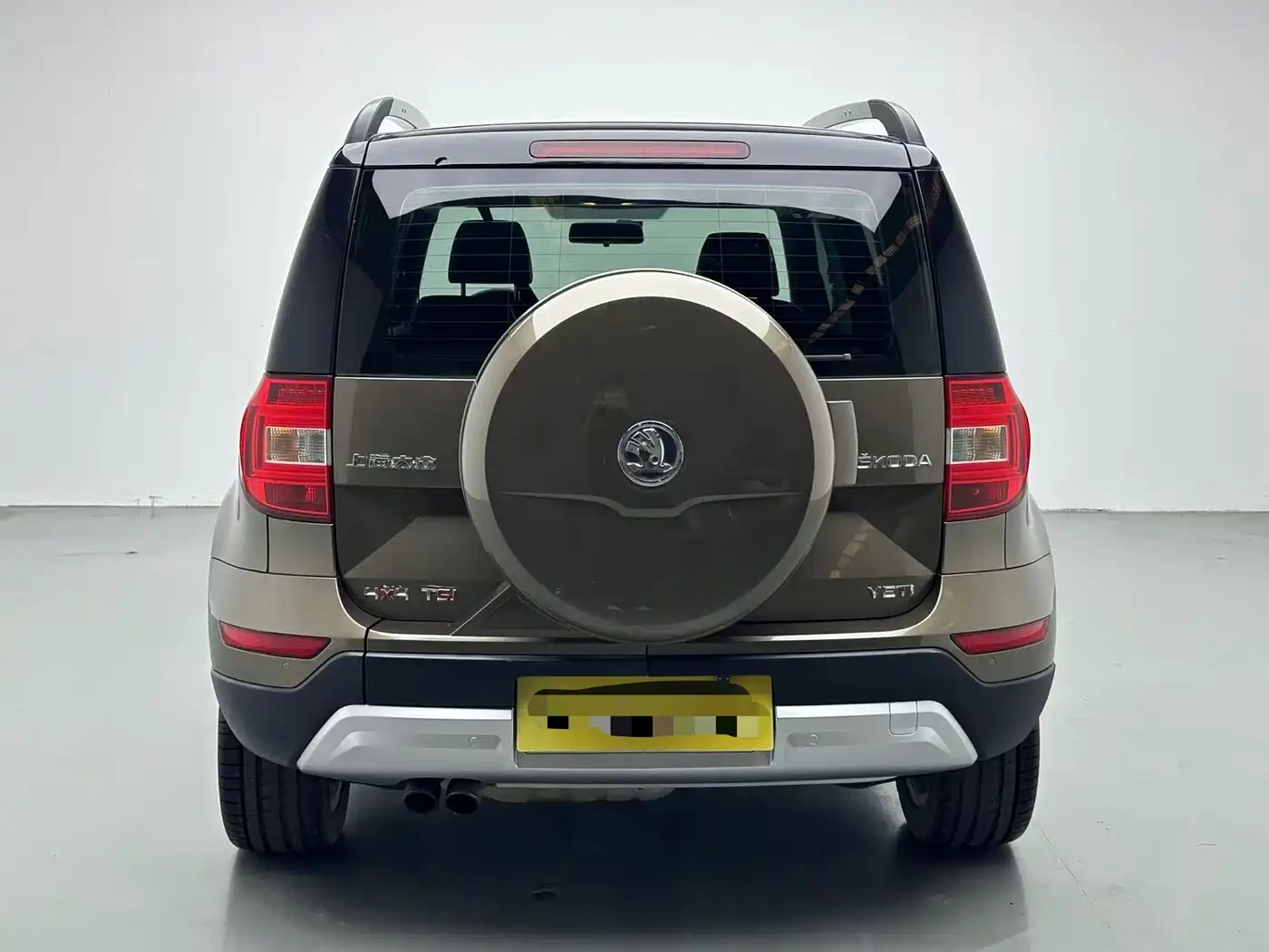 Škoda Yeti 2015 2014 1.8TSI DSG Polar Edition