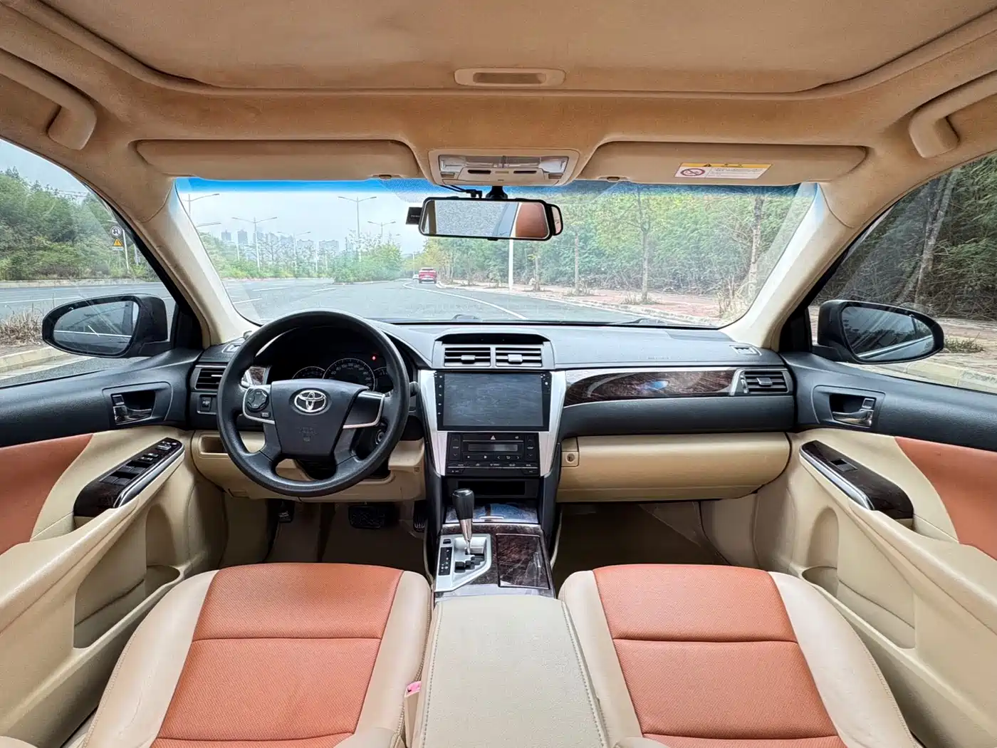 Toyota Camry 2015 2.0E Elite Edition фото 6