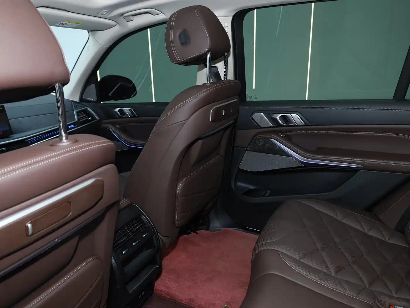 BMW X5 2023 xDrive 30Li Premium M Sport Black Night Package фото 24
