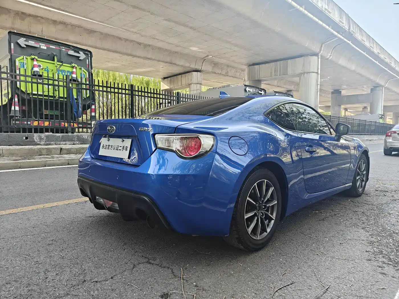 SUBARU BRZ