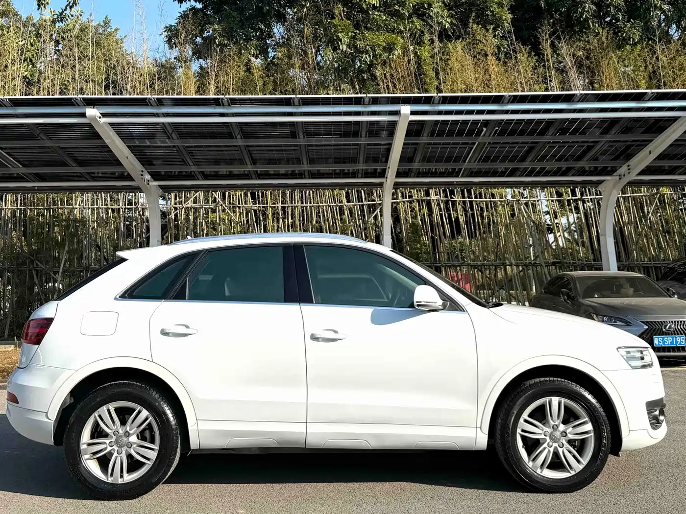 Photo 4 - Audi Q3