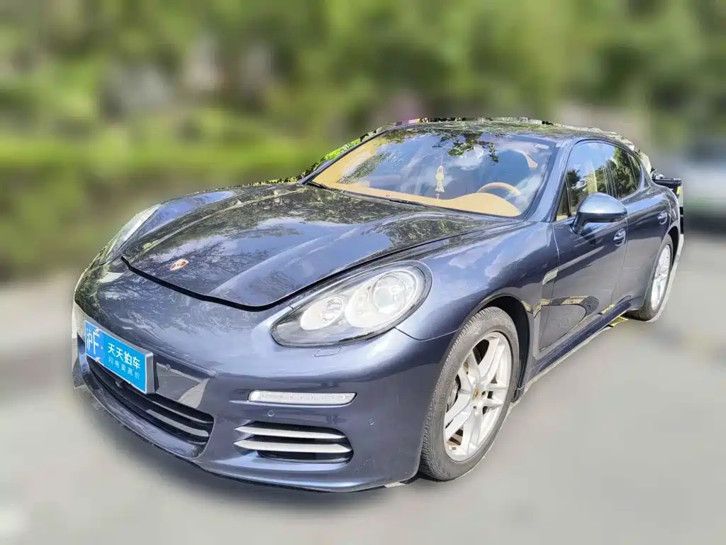 Porsche Panamera 2014 Panamera 4 3.0T