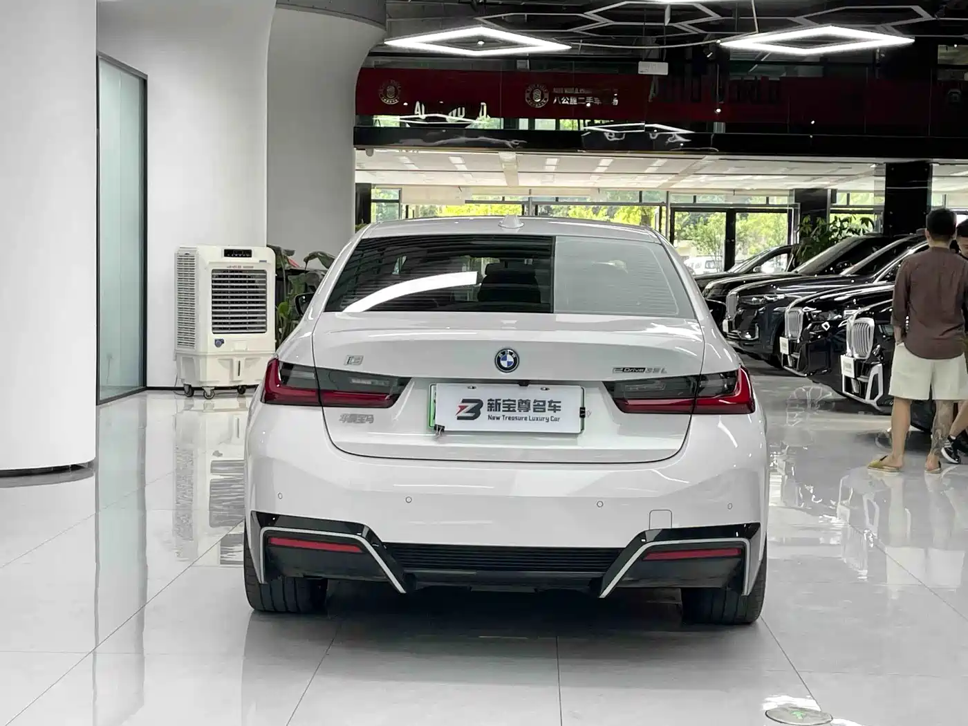 BMW i3 2025 2025 eDrive 35 L