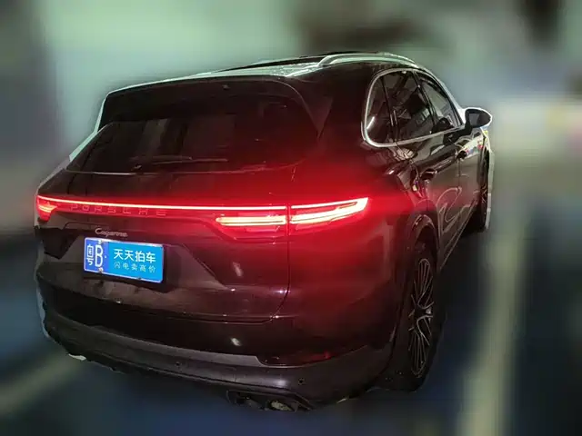 Porsche Cayenne 2019 Cayenne 3.0T — фото 2