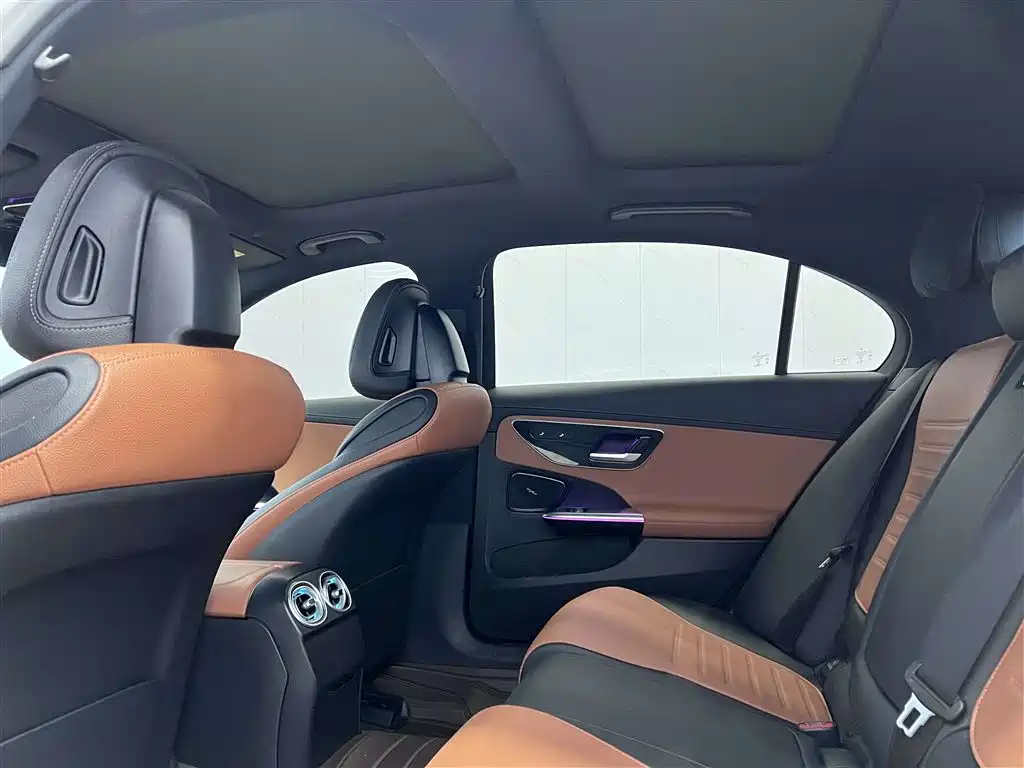 Mercedes-Benz C-Class 2023 C 260 L Sport фото 8