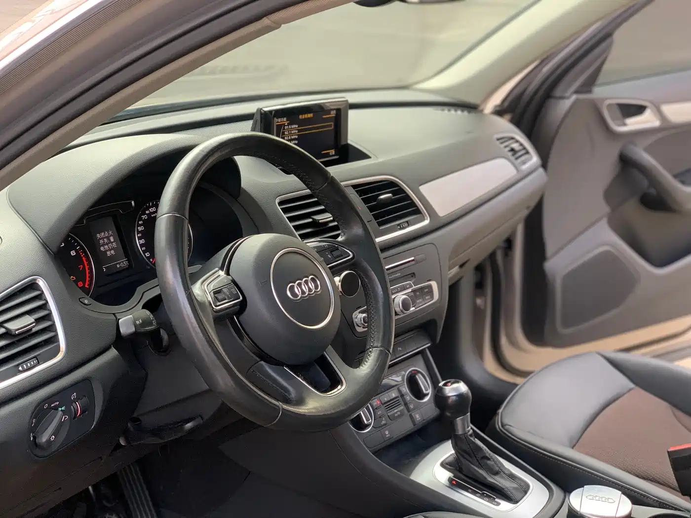 Audi Q3 2017 35 TFSI Fashion фото 14